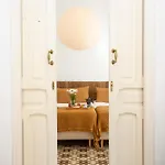 Singularstays Ms Rogers Valencia