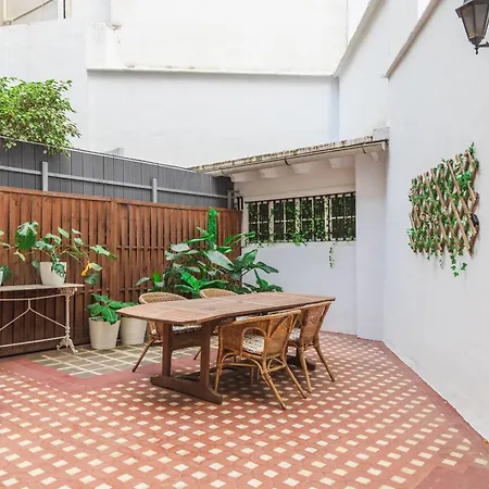 Singularstays Ms Rogers